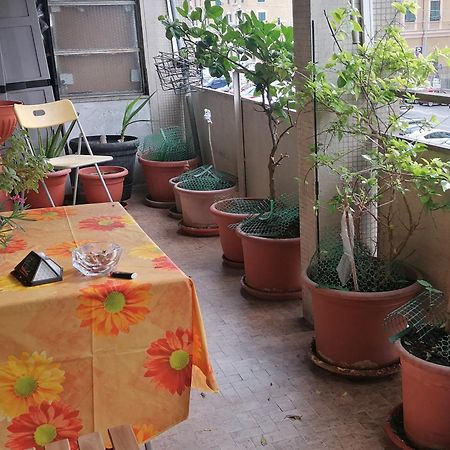 Celine Bed & Breakfast Genoa Bagian luar foto