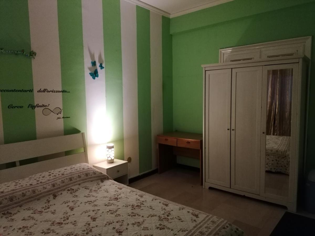 Celine Bed & Breakfast Genoa Bagian luar foto