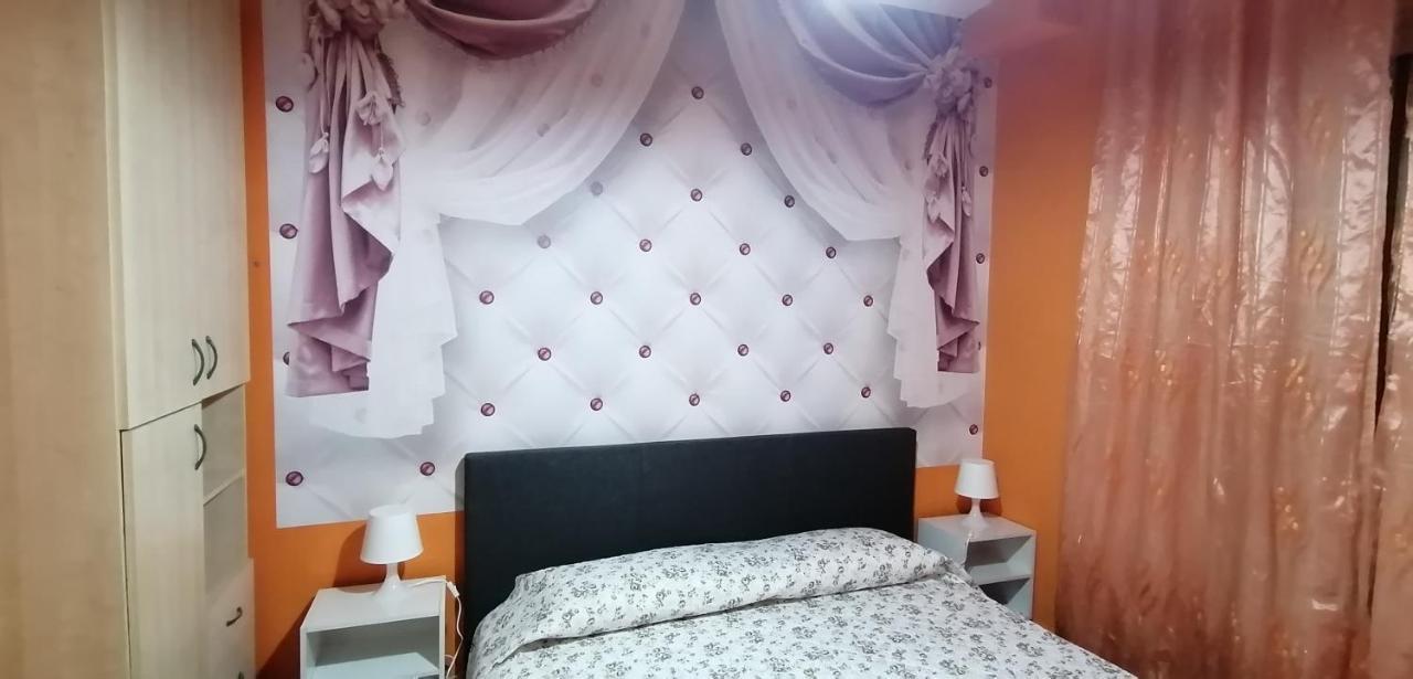 Celine Bed & Breakfast Genoa Bagian luar foto