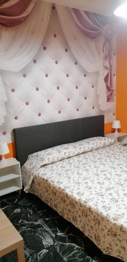 Celine Bed & Breakfast Genoa Bagian luar foto