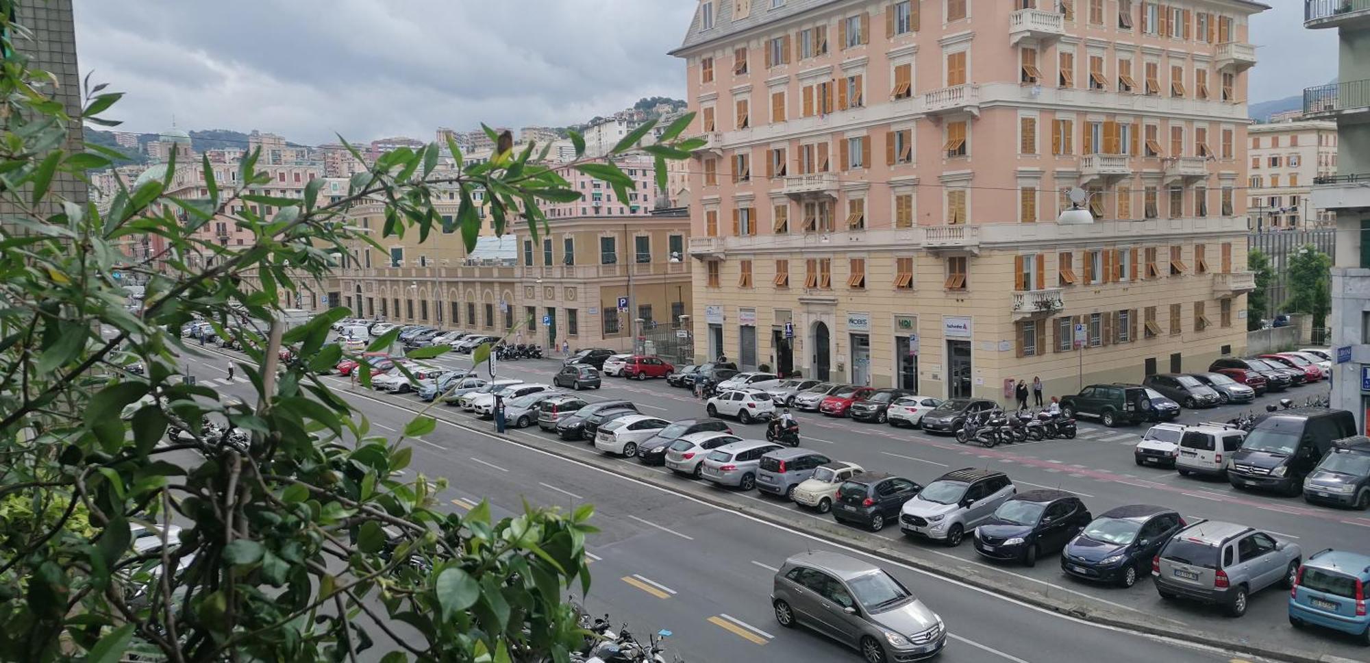 Celine Bed & Breakfast Genoa Bagian luar foto